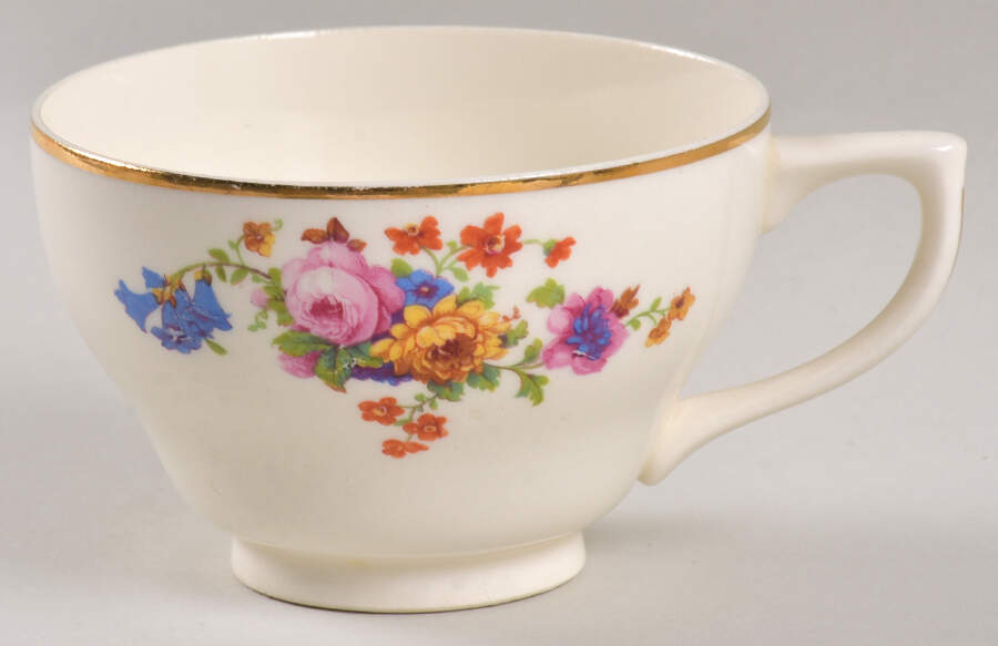 POP64 Footed Cup by Pope Gosser-1