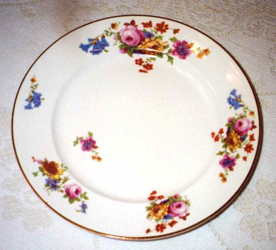POP64 Salad Plate by Pope Gosser-1