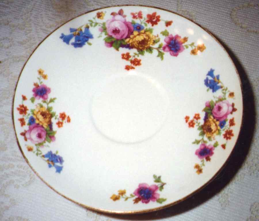 POP64 Saucer by Pope Gosser-1