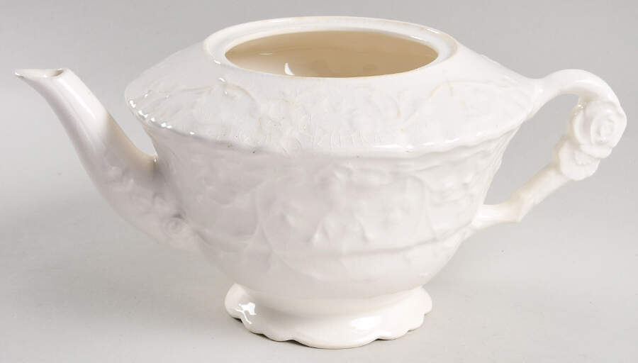 Rose Point Teapot No Lid by Pope Gosser-1