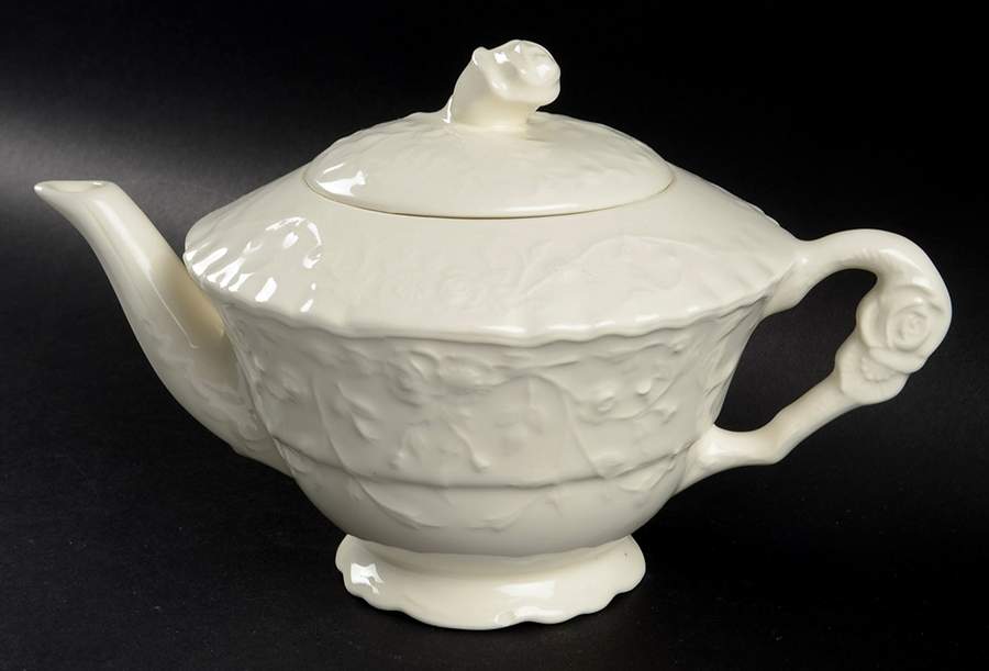 Rose Point Teapot & Lid by Pope Gosser-1