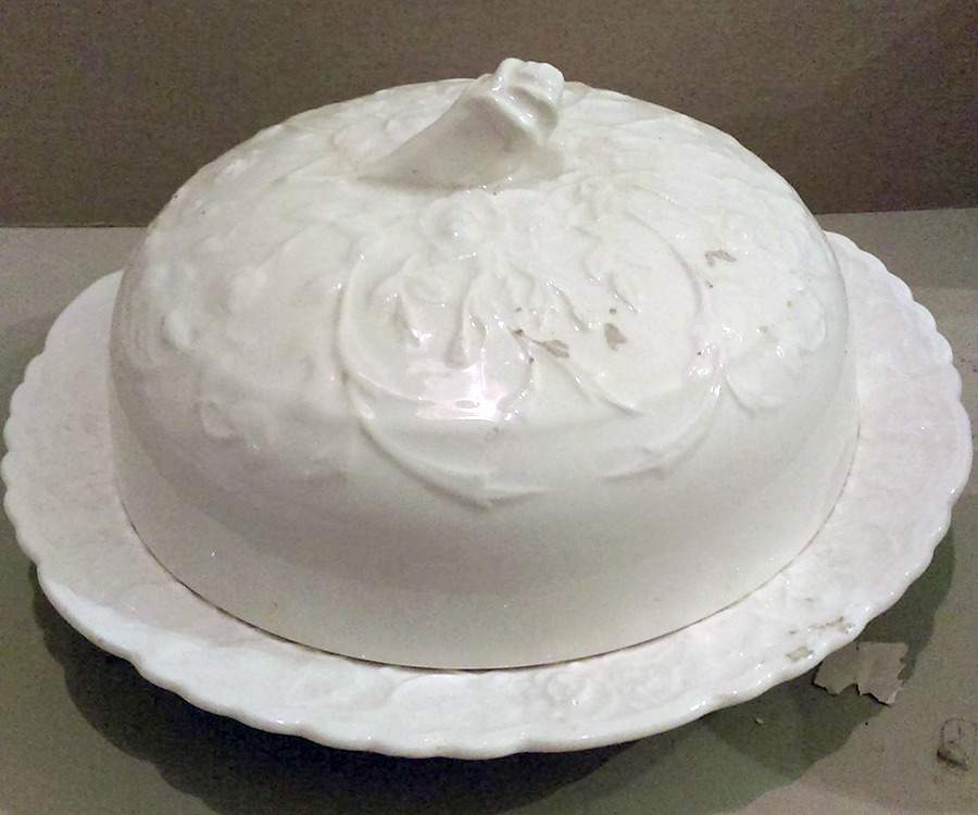 Rose Point Round Covered Butter by Pope Gosser-1
