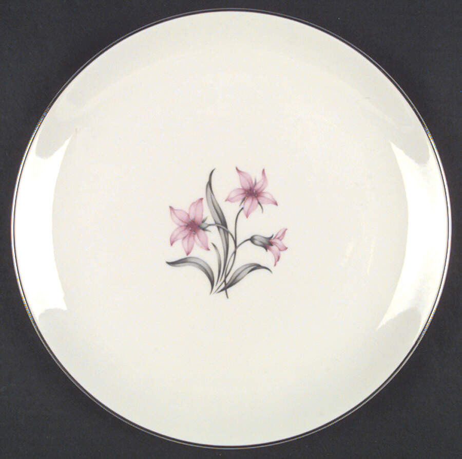 Sharon Dinner Plate by Pope Gosser-1