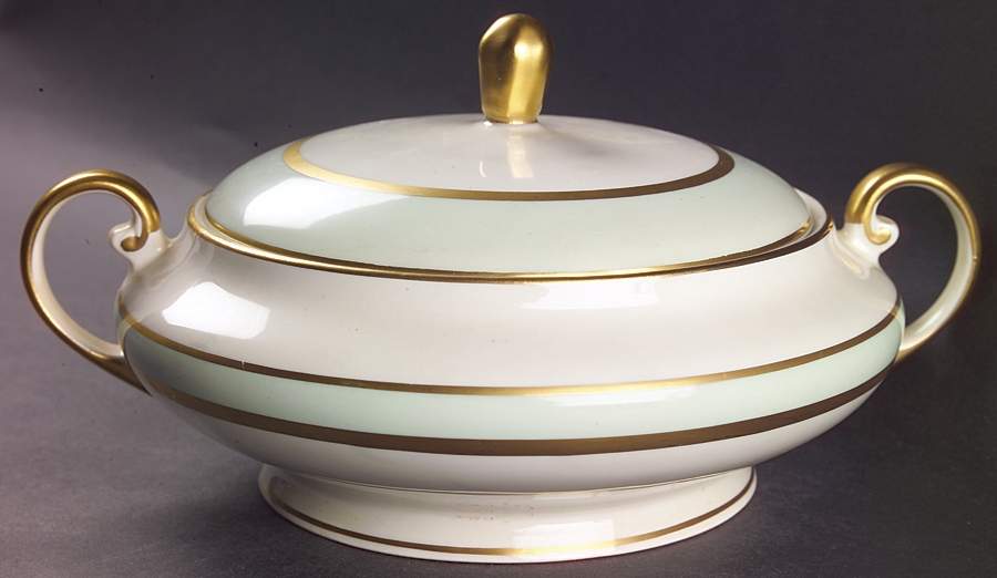 Spring Round Covered Vegetable by Pope Gosser-1