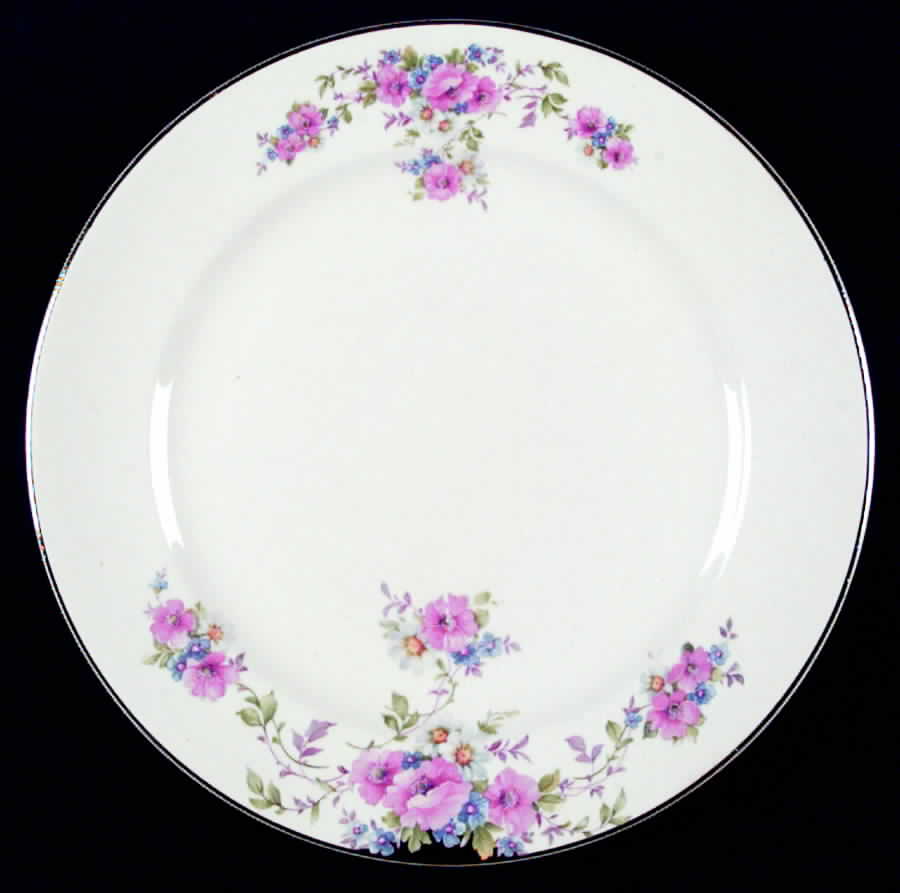 Wanda Luncheon Plate by Pope Gosser-1