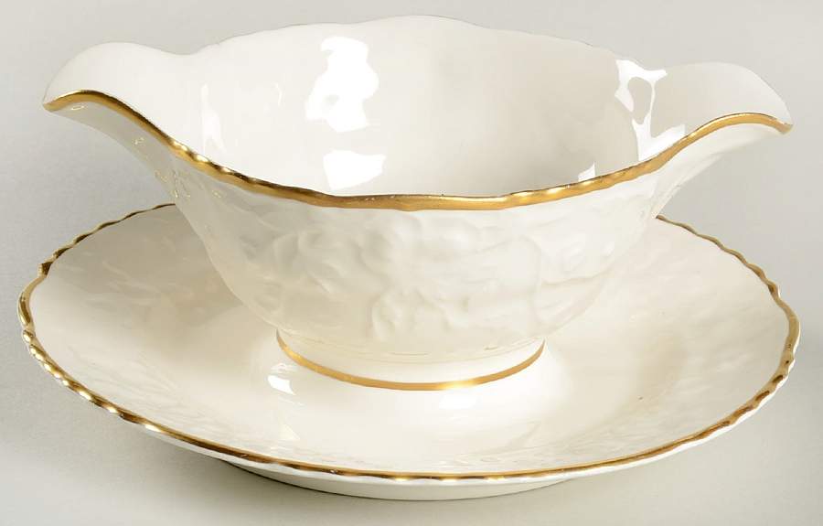 Windsor Rose Gravy Boat with Attached Underplate by Pope Gosser-1