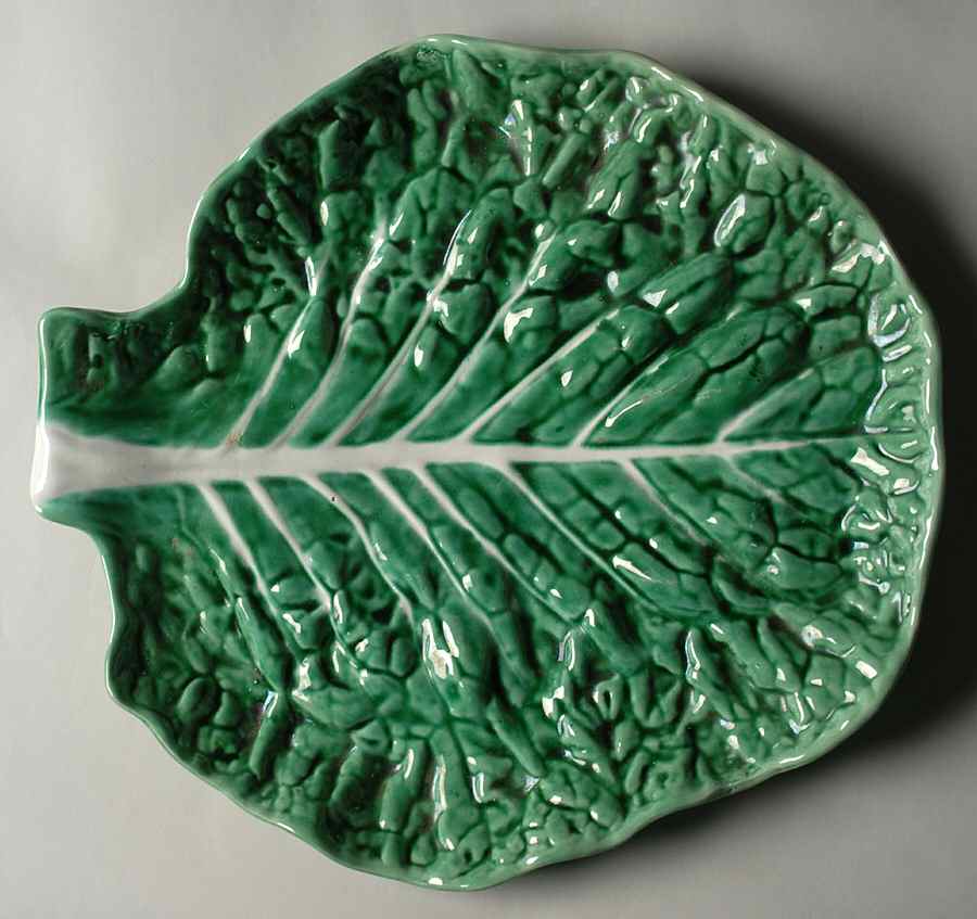 Cabbage Green 15" Chop Plate (Round Platter) by Secla-1