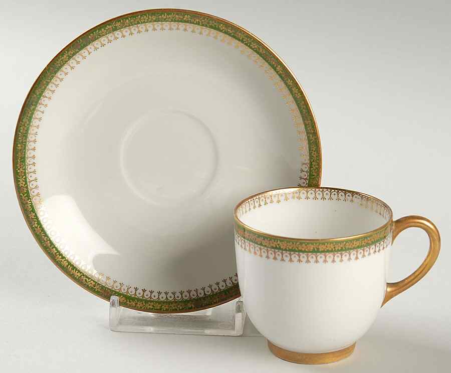 Narbonne (Verge, Rim) Footed Demitasse Cup & Saucer Set by Jean Pouyat-1