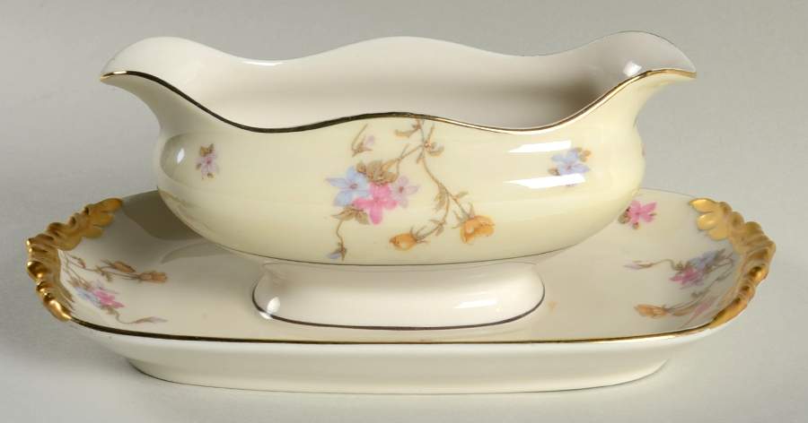 POY39 Gravy Boat with Attached Underplate by Jean Pouyat-1