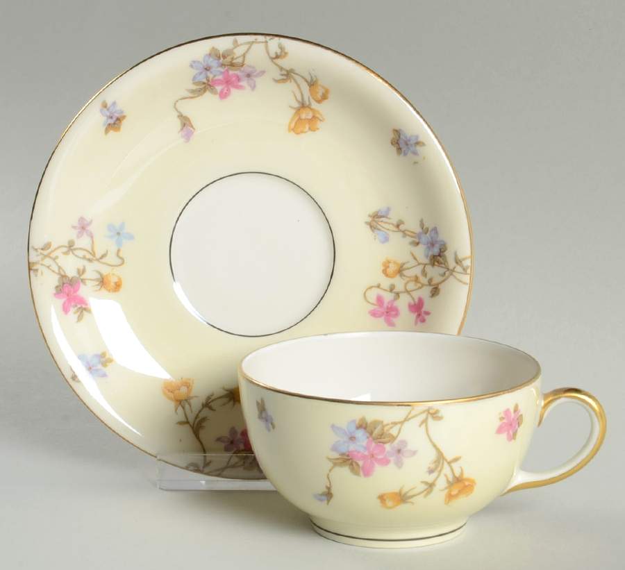 POY39 Flat Cup & Saucer Set by Jean Pouyat-1