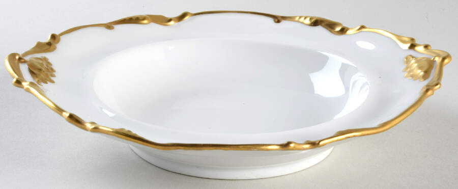 POY40 Round Butter No Lid by Jean Pouyat-1