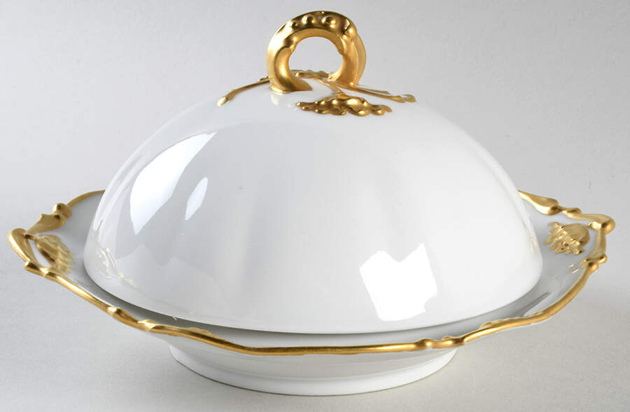 POY40 Round Covered Butter by Jean Pouyat-1