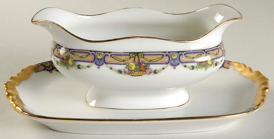 POY72 Gravy Boat with Attached Underplate by Jean Pouyat-1