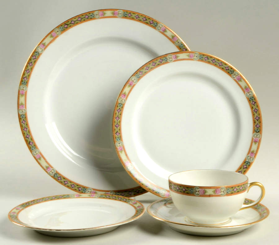 POY80 5 Piece Place Setting by Jean Pouyat-1