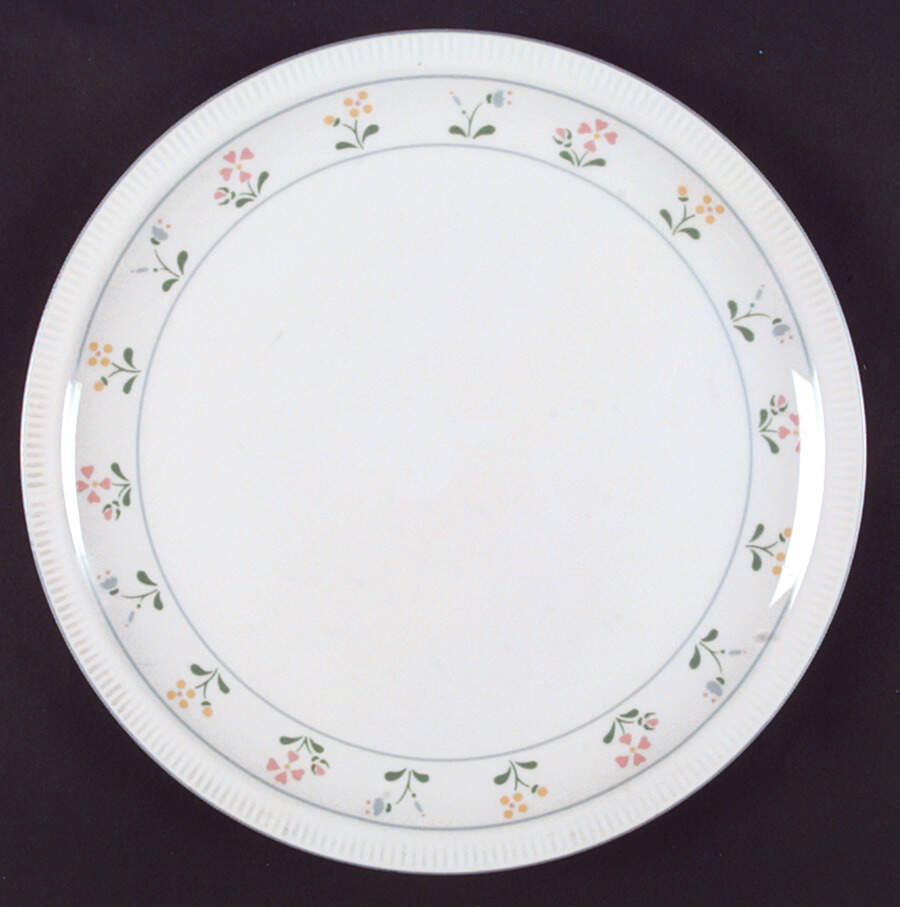 Victoria's Garden Dinner Plate by Prisma-1