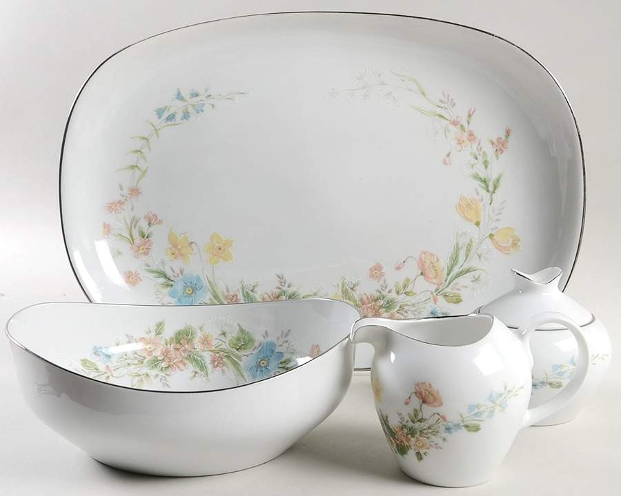 Berkshire 5 Piece Hostess Set by Premiere-1