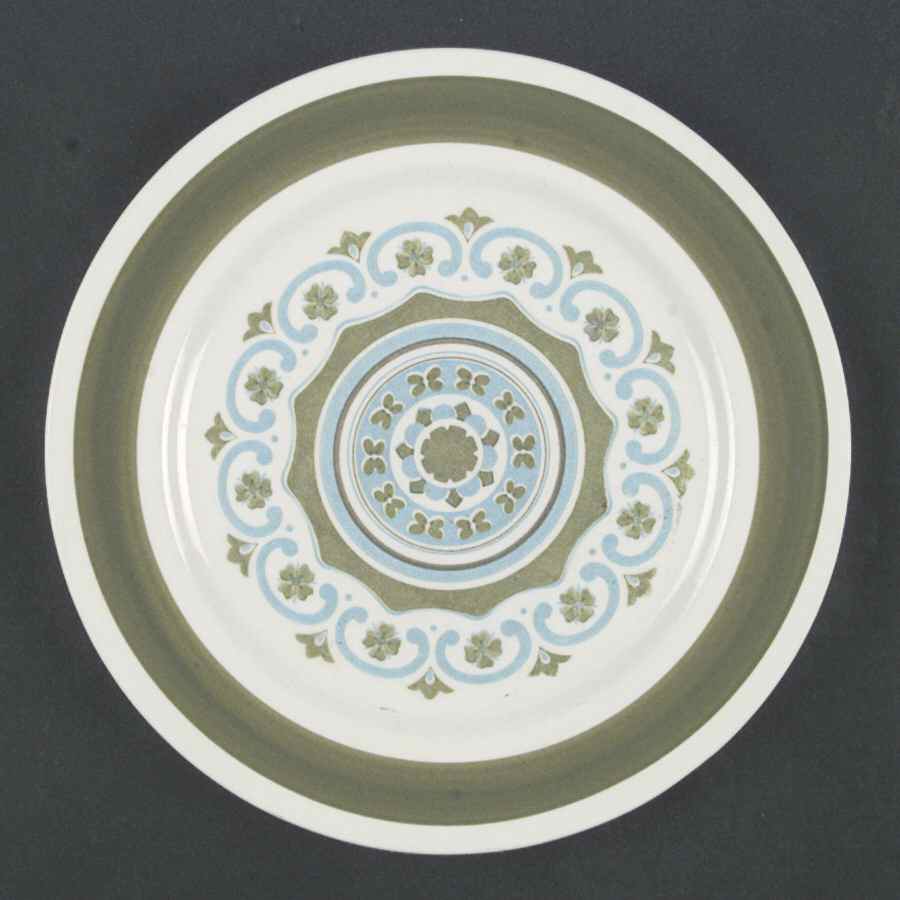 Charming Dinner Plate by Premiere-1