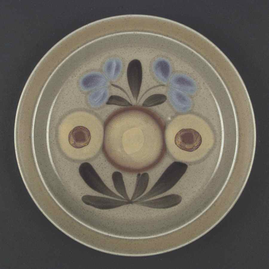 Finlandia Dinner Plate by Premiere-1
