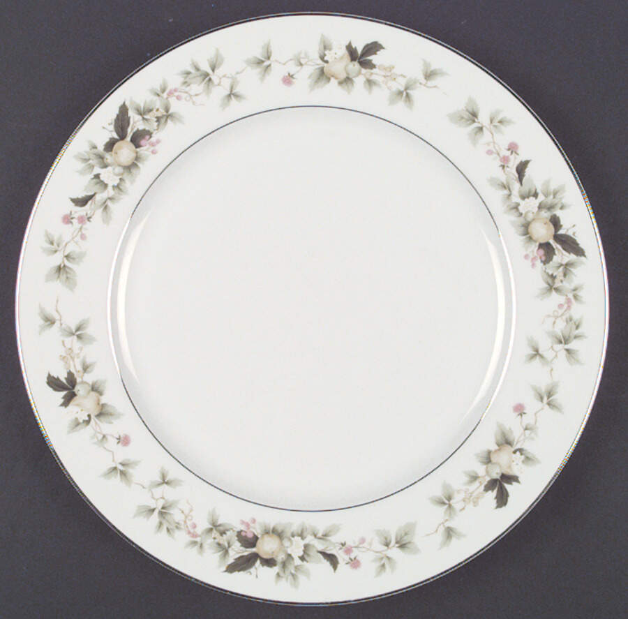Pickwick Dinner Plate by Premiere-1