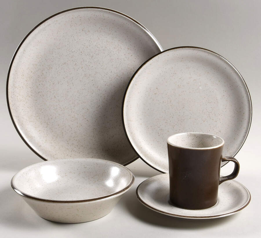 White Sands 5 Piece Place Setting by Premiere-1