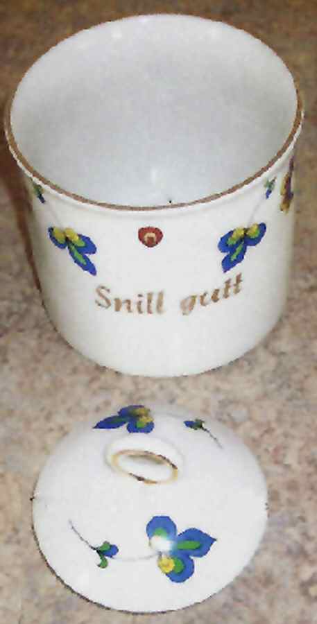 Farmer's Rose (Rim, Gold Trim) Storage Jar & Lid by Porsgrund-1