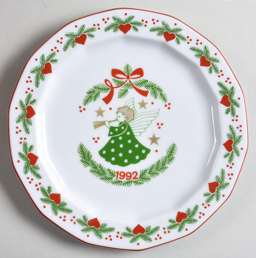 Hearts & Pines (Multisided) 1992 Collector Plate by Porsgrund-1