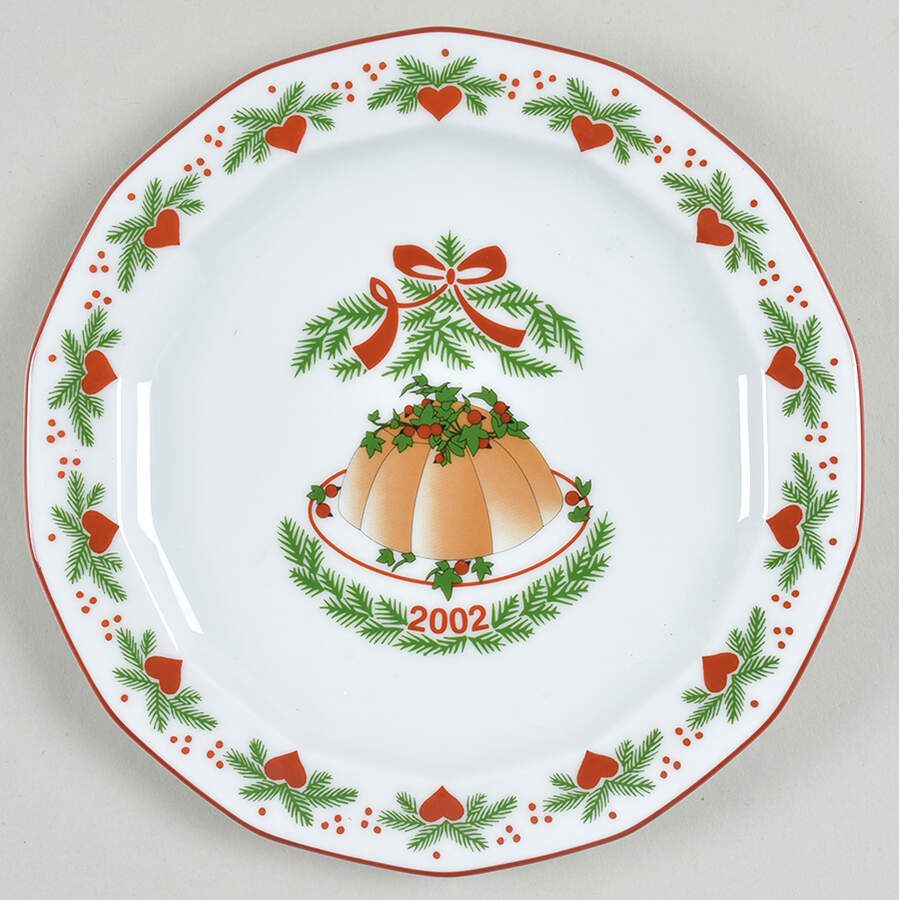 Hearts & Pines (Multisided) 2002 Collector Plate by Porsgrund-1