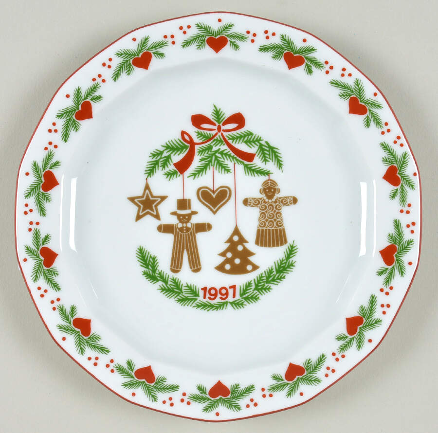 Hearts & Pines (Multisided) 1997 Collector Plate by Porsgrund-1