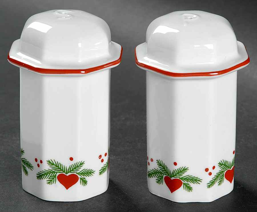 Hearts & Pines (Multisided) Salt & Pepper Set by Porsgrund-1