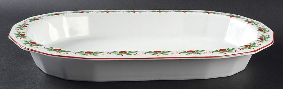 Hearts & Pines (Multisided) 15" Deep Oval Serving Platter by Porsgrund-1