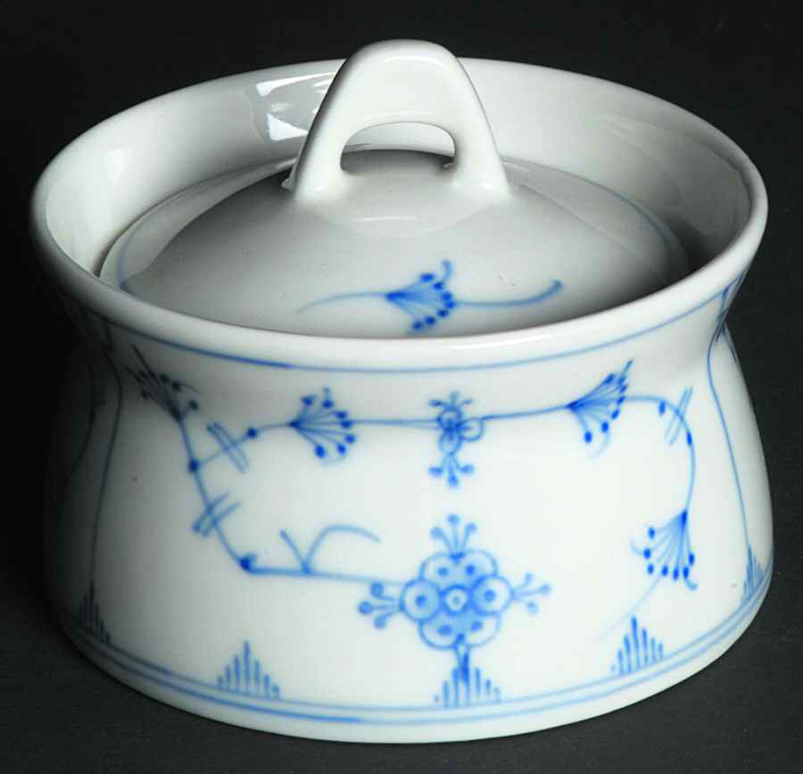 PRG5 Sugar Bowl & Lid by Porsgrund-1