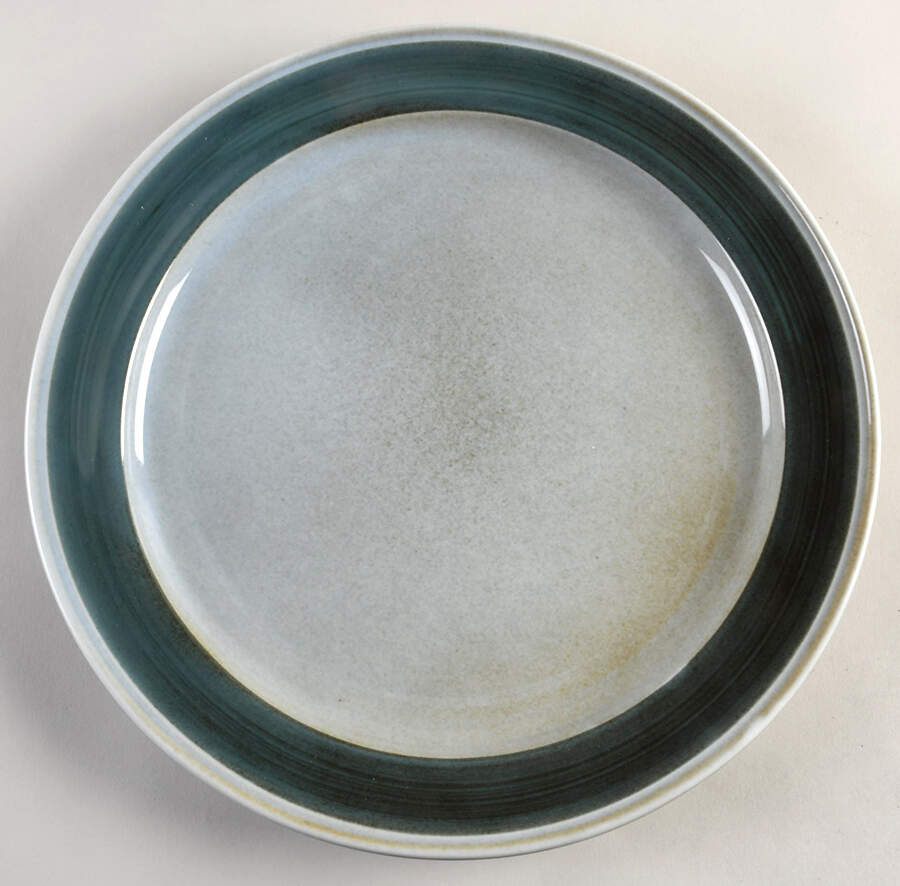 Tundra 14" Chop Plate (Round Platter) by Porsgrund-1