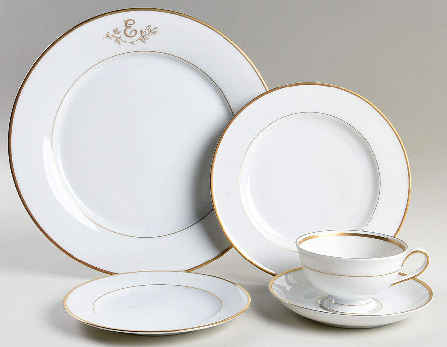 Princess Heritage (Gold Trim) 5 Piece Place Setting by Princess House-1