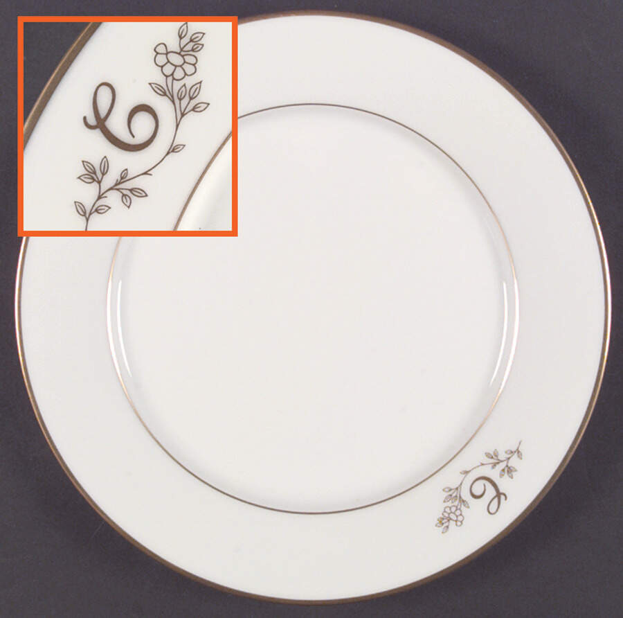 Princess Heritage (Gold Trim) Dinner Plate by Princess House-1