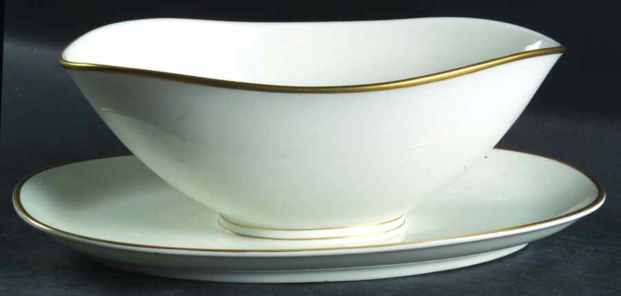 Princess Heritage (Gold Trim) Gravy Boat with Attached Underplate by Princess House-1