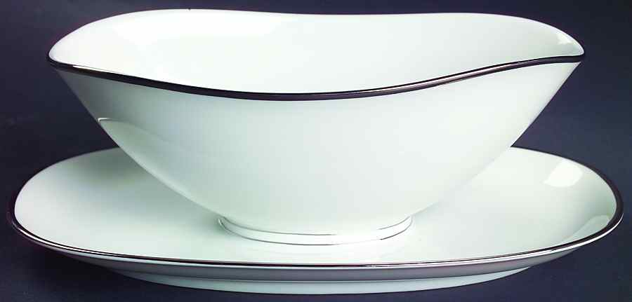 Princess Heritage (Platinum Trim) Gravy Boat with Attached Underplate by Princess House-1