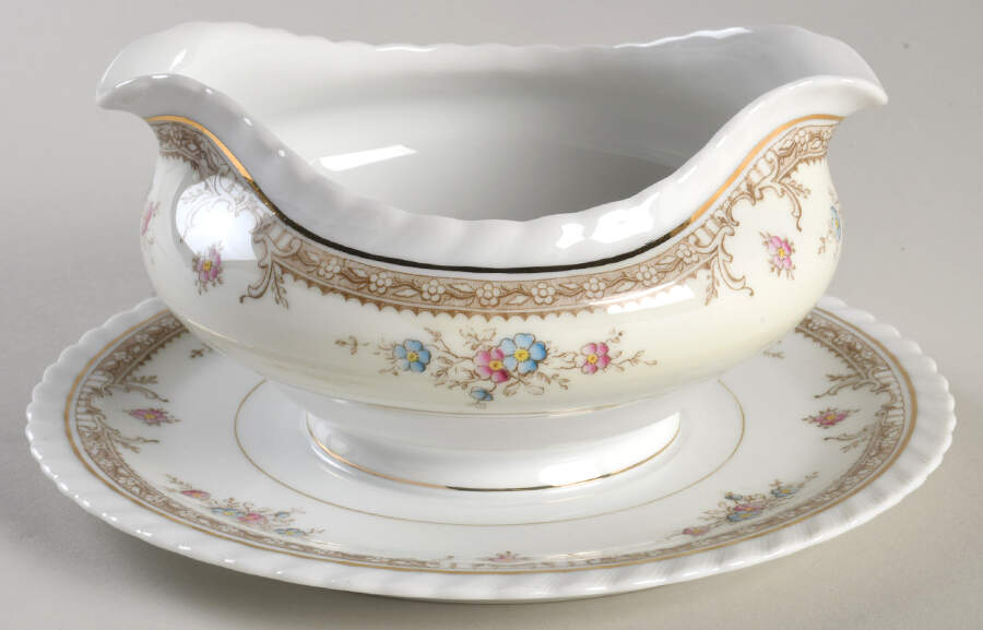 Glenthorne Gravy Boat with Attached Underplate by Princess - Empcraft (USA)-1