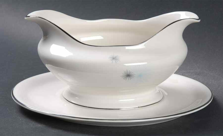 Star Shower Gravy Boat with Attached Underplate by Princess - Empcraft (USA)-1