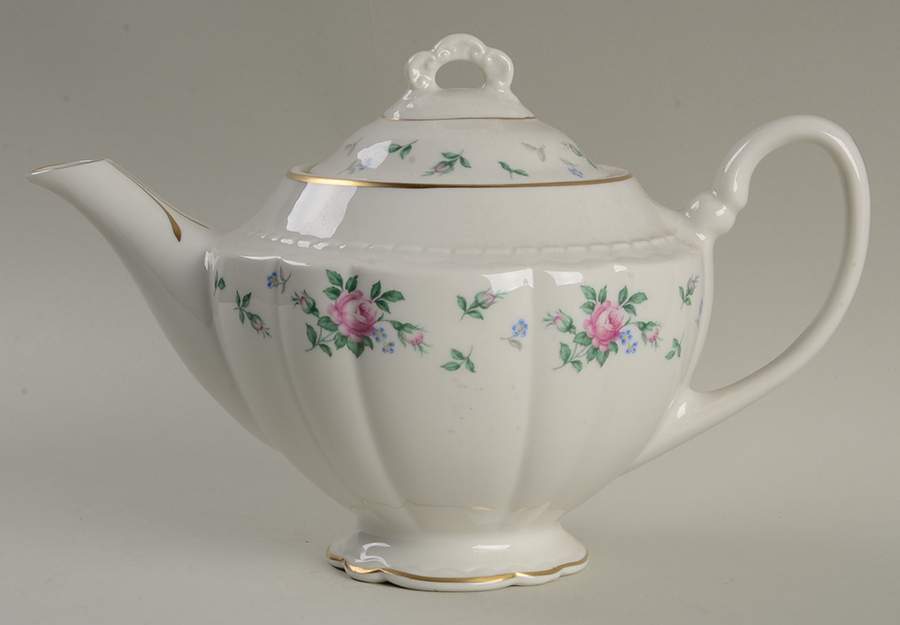 Sweet Briar Teapot & Lid by Princess - Empcraft (USA)-1