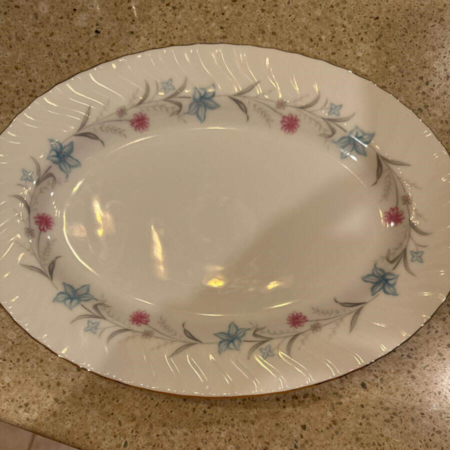 Carolyn 12" Oval Serving Platter by Princess (Japan)-1