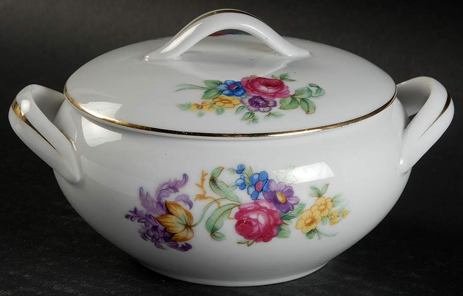 Chelsea (Japan) Sugar Bowl & Lid by Princess (Japan)-1