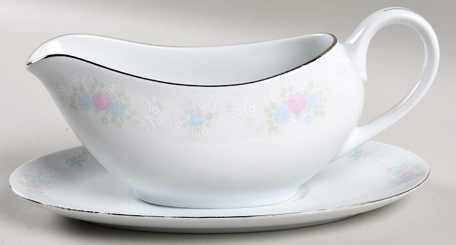 China Garden Gravy Boat & Underplate by Prestige (China)-1