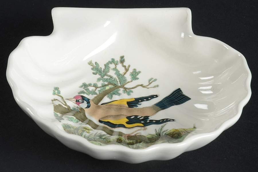 Birds of Britain Shell Shaped Dish by Portmeirion-1