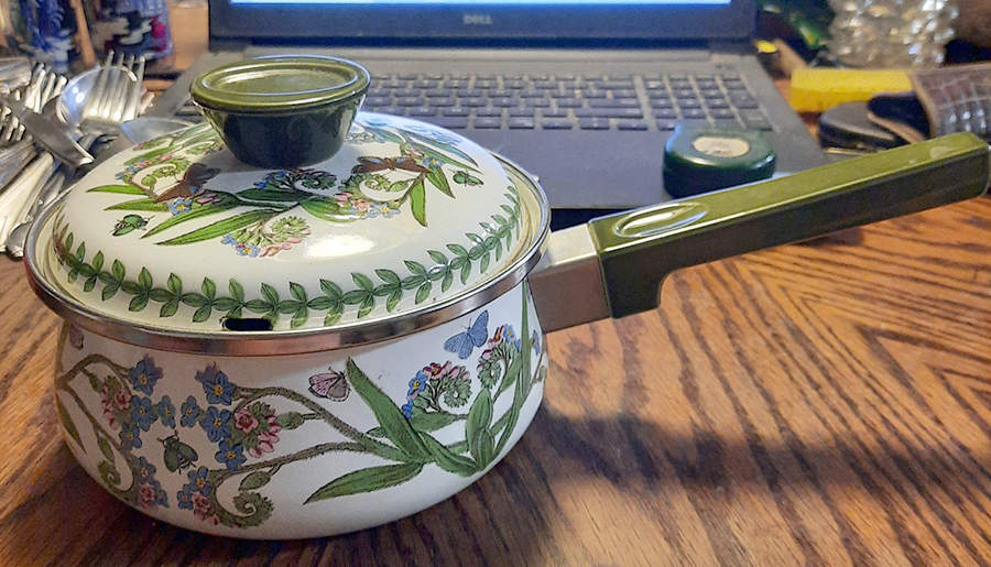 Botanic Garden 1qt Covered Metal Saucepan & Metal Lid by Portmeirion-1