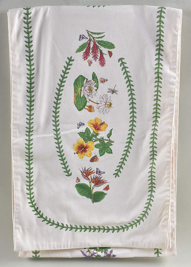 Exotic Botanic Garden 14" X 85" Cloth Table Runner by Portmeirion-1