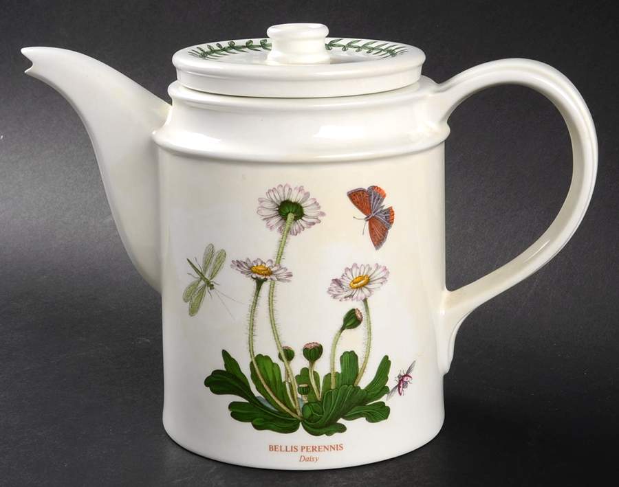 Botanic Garden 5 1/2 Cup Tea/Coffee Pot & Lid by Portmeirion-1