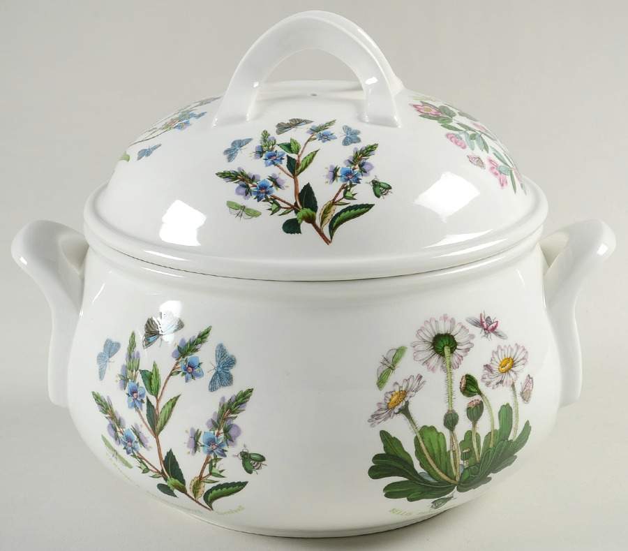 Botanic Garden 2.5 Qt Round Covered Casserole by Portmeirion-1