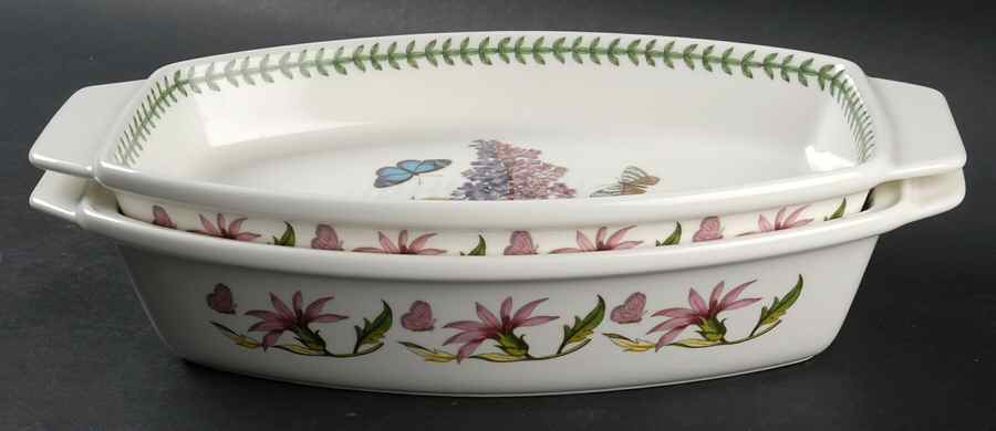 Botanic Garden 13" Handled Oval Deep Baker with Lid by Portmeirion-1