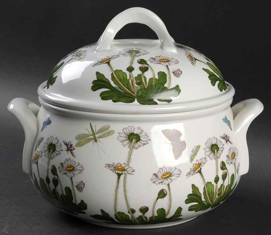 Botanic Garden 2.5 Qt Round Romantic Covered Casserole by Portmeirion-1