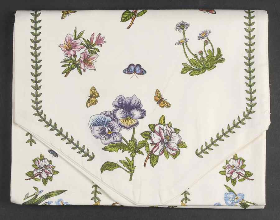 Botanic Garden 14" X 90" Cloth Table Runner by Portmeirion-1